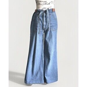 VTG Women's 70s Light Blue Denim High Waist Bell Bottom Jeans Sz 30" Bellbottoms